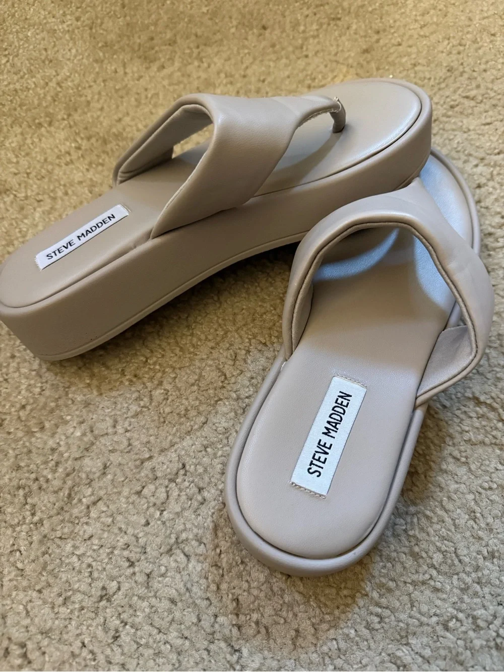 Steve Madden Getable Flatform Sandals Platform Thongs Sz 7.5 Nude Beige